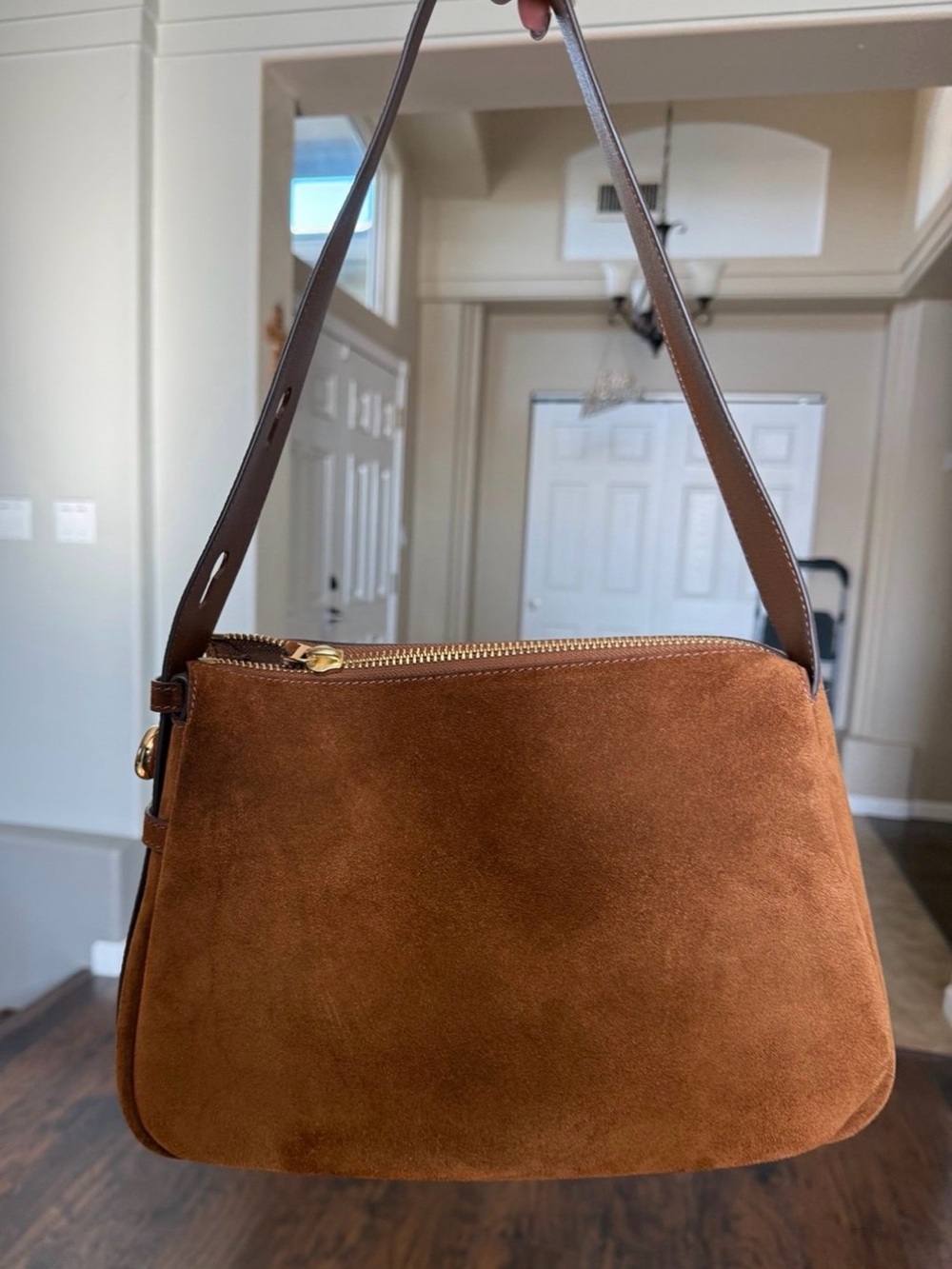 🤎Tory Burch Romy Suede Shoulder Bag